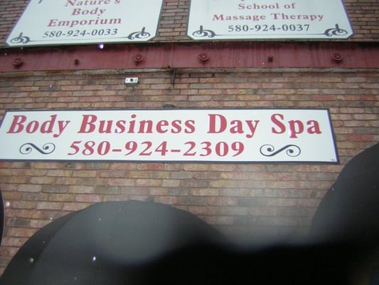 BODY BUSINESS DAY SPA - Updated December 2024 - 211 W Main, Durant