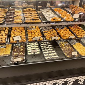 TooJay’s Deli * Bakery * Restaurant - Bakery selection - Caterers Near Me - Lake Mary, Florida TooJay’s Deli * Bakery * Restaurant - Bakery selection - Caterers Near Me - Lake Mary, Florida