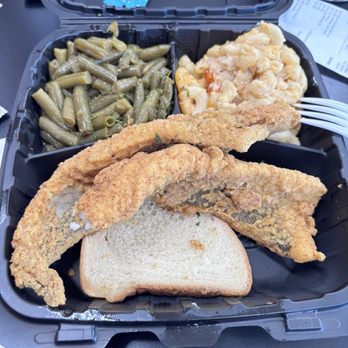 Hot Rod's Kountry Kitchen - Fried whiting, Mac and cheese and green beans delicious! - Southern Near Me - Petersburg, Virginia Hot Rod's Kountry Kitchen - Fried whiting, Mac and cheese and green beans delicious! - Southern Near Me - Petersburg, Virginia