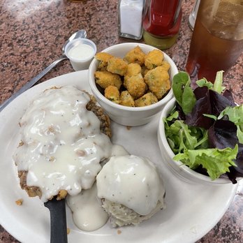 Blue Bonnet Cafe - Chicken Fried Steak 4 oz, fried okra, red mashed potatoes & salad - Desserts Near Me - Marble Falls, Texas