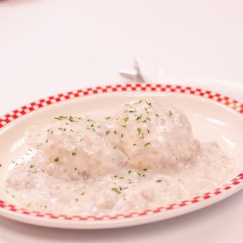 Ze's Diner - Biscuits and Gravy - American Near Me - Bloomington, Minnesota Ze's Diner - Biscuits and Gravy - American Near Me - Bloomington, Minnesota