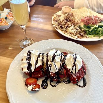 AVGO - Falling into Fall Mimosa (November cocktail), Velour Supreme French Toast & Breakfast Steak Quesadilla - Breakfast & Brunch Near Me - Saint John, Indiana
