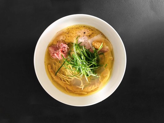 Tsuta by null