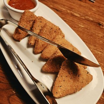 Giordano's - The delicious appetizer that was light but filling: the Mozzarella Triangles! - Pizza Near Me - Chicago, Illinois