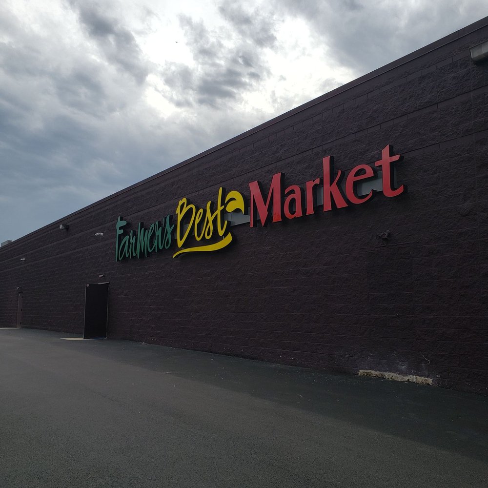 Outside of the new Farmer's Best Market at Bricktown Square. Opening soon. Outside of the new Farmer's Best Market at Bricktown Square. Opening soon.