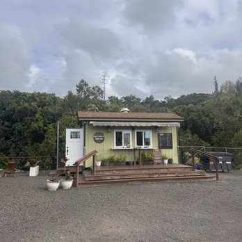 The Granola House - Outside - Acai Bowls Near Me - Lihue, Hawaii The Granola House - Outside - Acai Bowls Near Me - Lihue, Hawaii