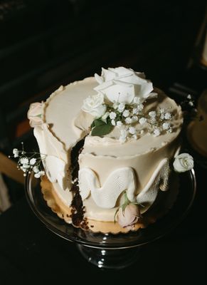 Sweet Magnolias Bake Shop by null