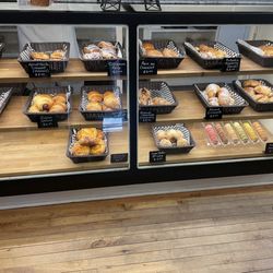 Breakfast Paris - Pastry options
