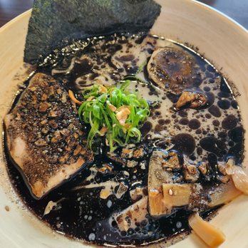 Noods Ramen Bar - Black Garlic Tonkotsu Ramen - Ramen Near Me - Honolulu, Hawaii Noods Ramen Bar - Black Garlic Tonkotsu Ramen - Ramen Near Me - Honolulu, Hawaii