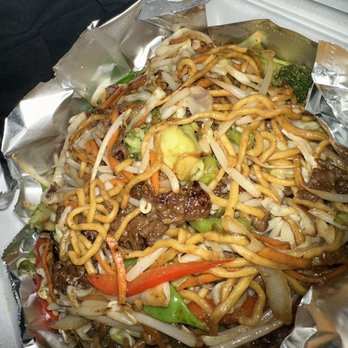Corner Grill - Beef Yakisoba, delicious & full of fresh flavor! - New American Near Me - Tujunga, California
