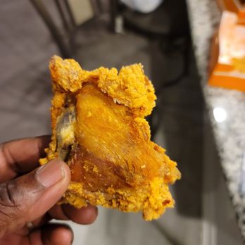 Popeyes Louisiana Kitchen - Dehydrated chicken - Fast Food Near Me - Tomball, Texas
