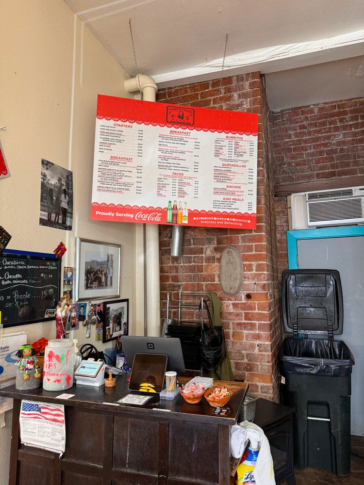 Nanys Tacos