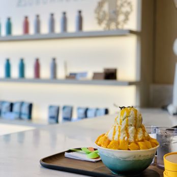 Cafe Auburndale - Mango shaved ice - Coffee & Tea Near Me - Flushing, New York Cafe Auburndale - Mango shaved ice - Coffee & Tea Near Me - Flushing, New York