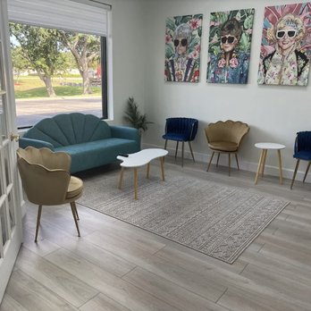 BreezeMed - our waiting area - Urgent Care Near Me - Bonita Springs, Florida BreezeMed - our waiting area - Urgent Care Near Me - Bonita Springs, Florida