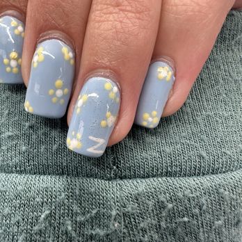 Dali Nails & Lashes - Bubbling in nails - Nail Salons Near Me - Yucaipa, California