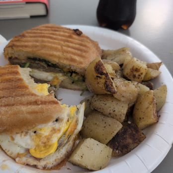 Café 412 - Breakfast panini with sausage, cheddar, spinach, and tomato. - Coffee & Tea Near Me - Pittsburgh, Pennsylvania Café 412 - Breakfast panini with sausage, cheddar, spinach, and tomato. - Coffee & Tea Near Me - Pittsburgh, Pennsylvania