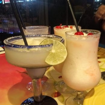 L Encanto D Lola - Frozen Margarita & Piña Coladas - Mexican Near Me - New York, New York