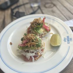 Ski Shores Cafe - Ahi tostadas