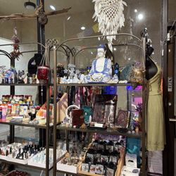 Hippie Store And More