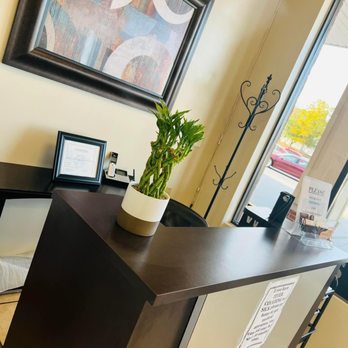 Illusions Salon & Spa - Hair Salons Near Me - Warner Robins, Georgia