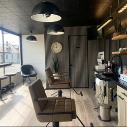 1886 Barber Shop - Interior