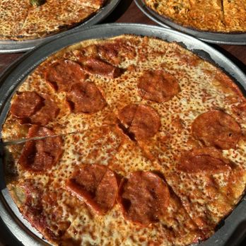 Colony Grill - Pepperoni - Sports Bars Near Me - Fairfield, Connecticut