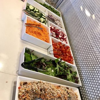Maple Leaf Lounge - Food section - Airport Lounges Near Me - Mississauga, Ontario