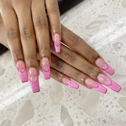 Hollywood Nails