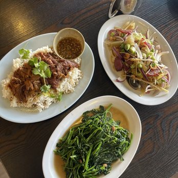 Ruen Pair - Thai Near Me - Los Angeles, California
