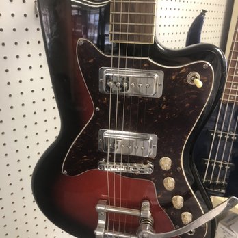 Private Pawn - Silver tone guitar - Pawn Shops Near Me - Mesa, Arizona