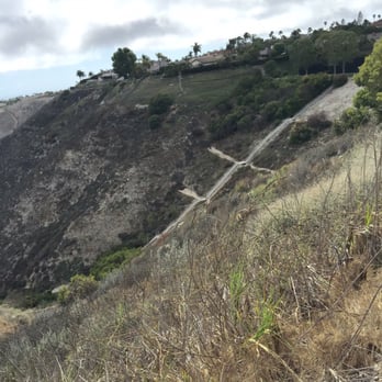 Del Cerro Park - Infamous stairs - Parks Near Me - Rancho Palos Verdes, California Del Cerro Park - Infamous stairs - Parks Near Me - Rancho Palos Verdes, California