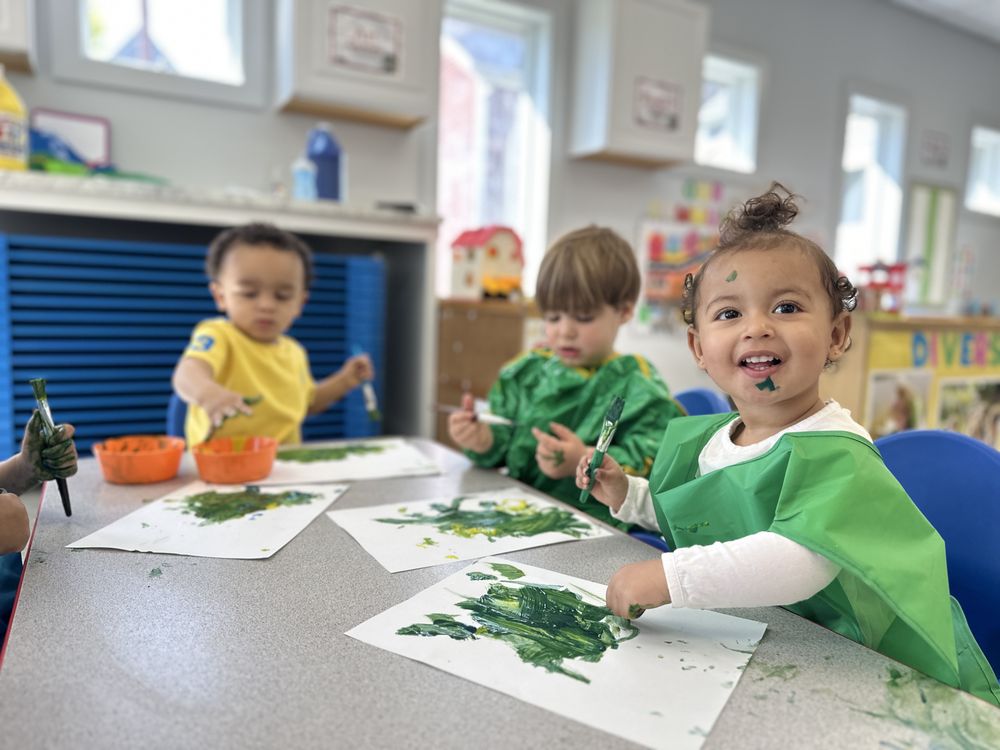 Dr Day Care - childcare center in Central Falls, RI