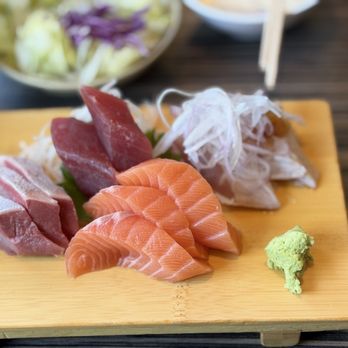 Sushi Tomi - Lunch sashimi $22.99 - Sushi Bars Near Me - Mountain View, California