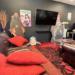 The Platinum Koi Tattoo Studio - Cute inside decor