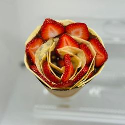 Petite Kitchen - Fresh Strawberry crepe.