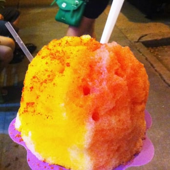 Friohana - Hawaiian Cup: half natural Mango w/ chili powder on top & half natural Strawberry - Shaved Ice Near Me - Houston, Texas