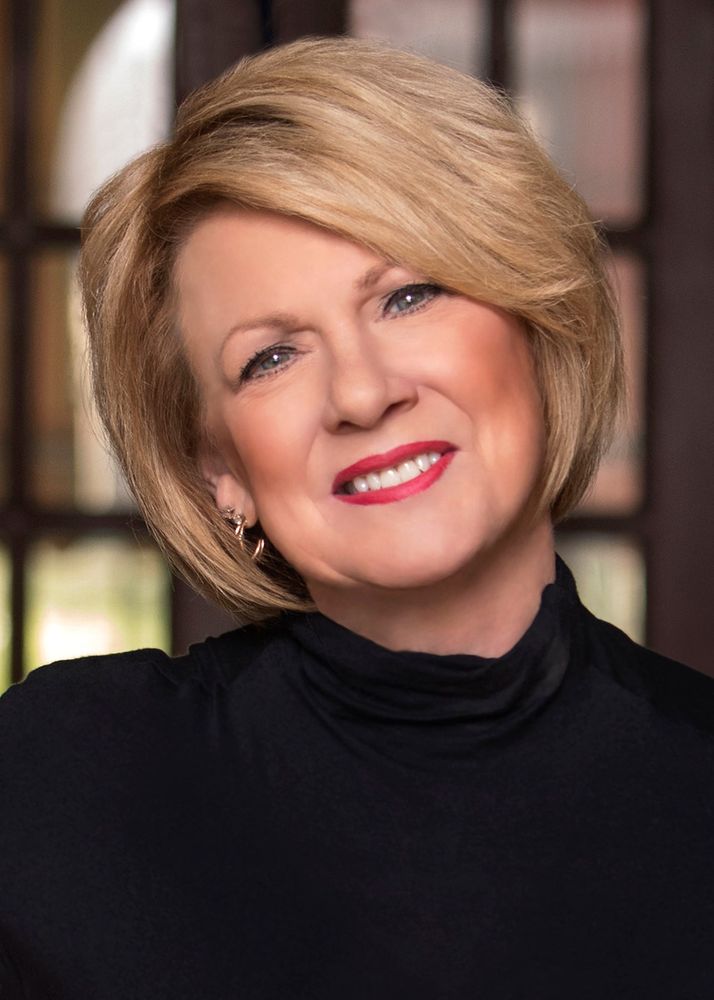 ANGIE MOZENA MOZENA REALTY GROUP 196 Bluff St, Dubuque, Iowa Real Estate Agents Phone