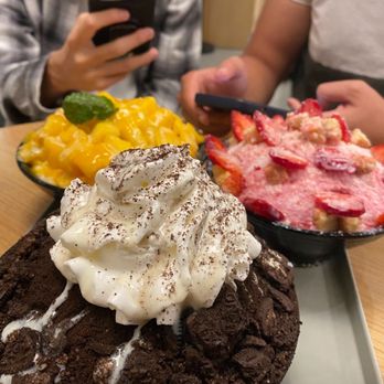 Sul & Beans - mango, strawberry cheesecake, & oreo bingsoo - Desserts Near Me - Irvine, California Sul & Beans - mango, strawberry cheesecake, & oreo bingsoo - Desserts Near Me - Irvine, California