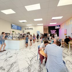 Sweet Tooth Ice Cream & Dessert Lounge