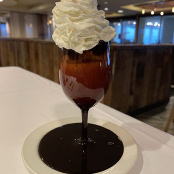 Toasted Imperial Beach - Messy Sundae (without walnuts) - Breakfast & Brunch Near Me - Imperial Beach, California