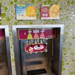 Menchie's Frozen Yogurt