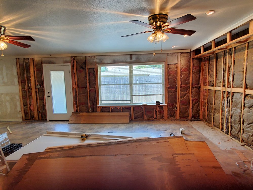 Slide of Flores Gamez Construction