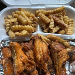 Hot Wings (6) Lunch Special