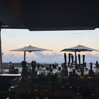 Hualani's - Bar views with live music - Hawaiian Near Me - Lihue, Hawaii