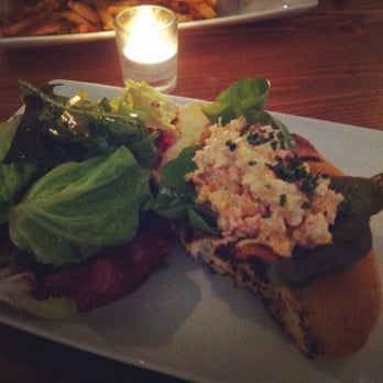 John & Sons Oyster House - Lobster Roll - Seafood Near Me - Toronto, Ontario John & Sons Oyster House - Lobster Roll - Seafood Near Me - Toronto, Ontario