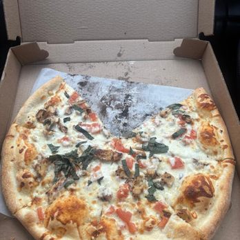 Fratelli Pizza - Florentine white pizza - Pizza Near Me - Virginia Beach, Virginia