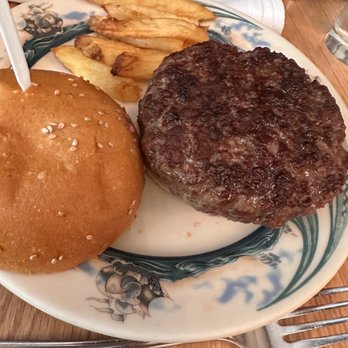 Peter Luger - The burger - Steakhouses Near Me - Brooklyn, New York Peter Luger - The burger - Steakhouses Near Me - Brooklyn, New York
