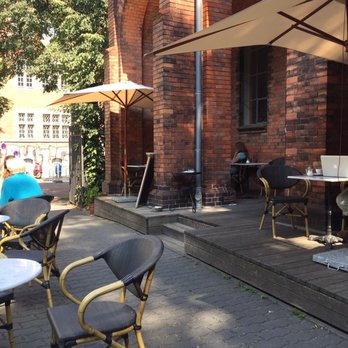 Café Strauss - Cafes Near Me - Berlin, BE