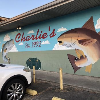 Charlie's Restaurant & Catering - Outside - Seafood Near Me - Violet, Louisiana