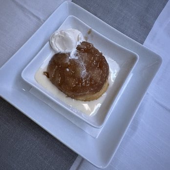 American Airlines - First class dessert - Airlines Near Me American Airlines - First class dessert - Airlines Near Me